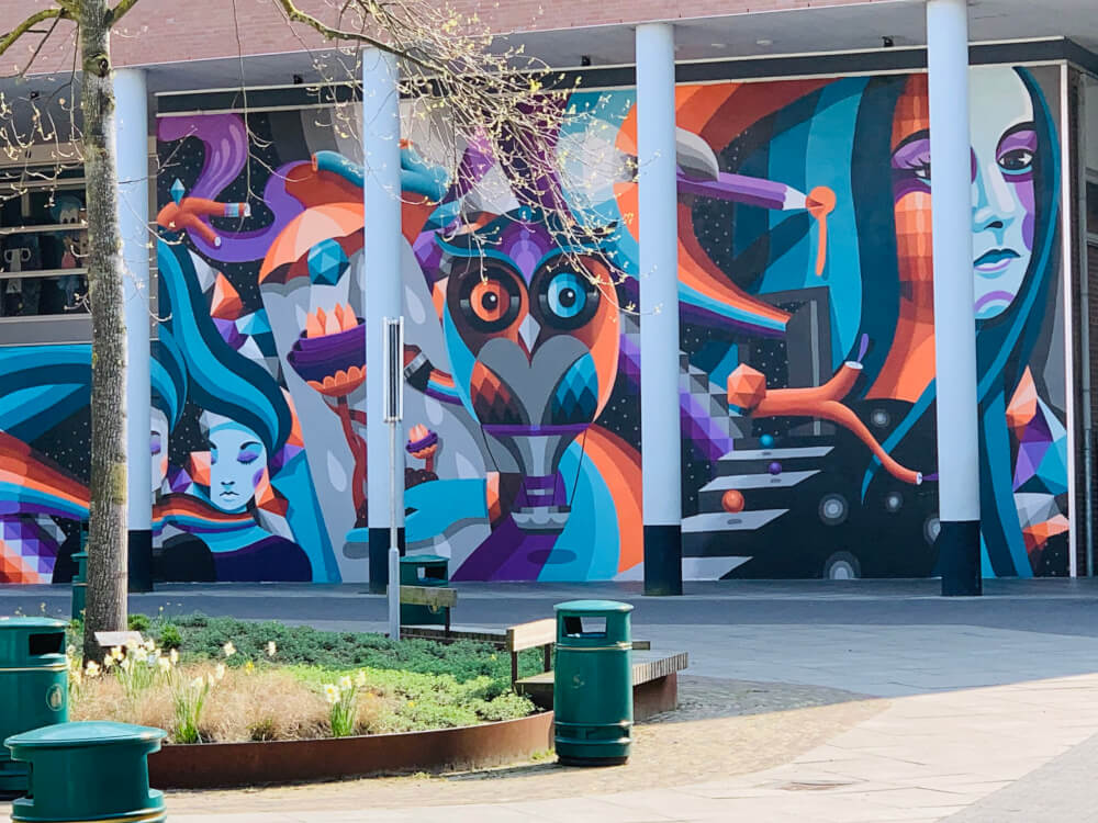 Mural op het schoolplein van het Jan van Brabantcollege in Helmond gemaakt door Eelco van den Berg uit Rotterdam #streetart