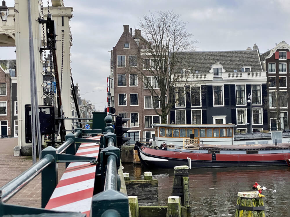 Minnie Mouse Magere Brug Amsterdam