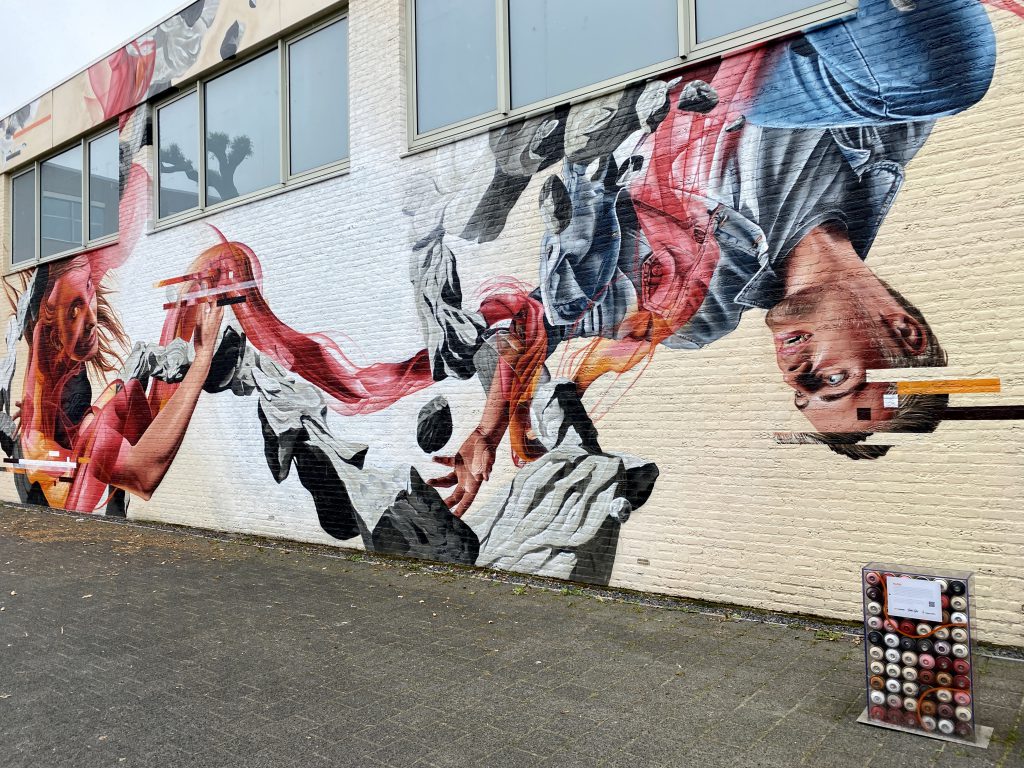 Muurschildering van Studio Giftig op het Sint Lucas in Boxtel #streetart