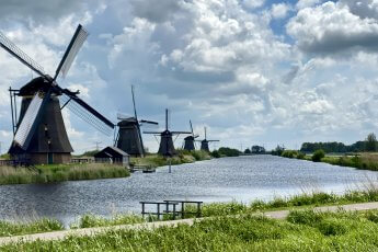 Met de waterbus naar Kinderdijk